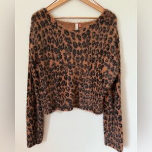 NWOT Pilcro Brown Leopard Print Sweater